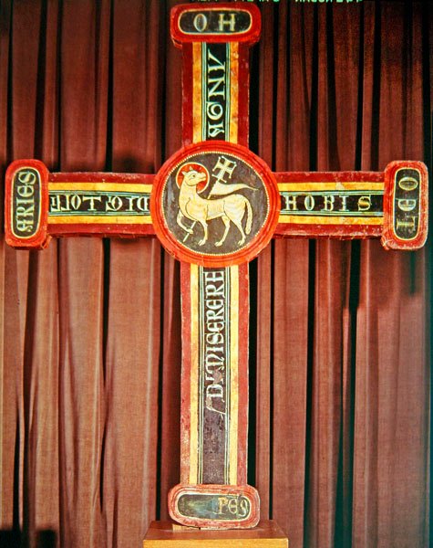 Agnus Dei Cross from Bagergue by Catalan School