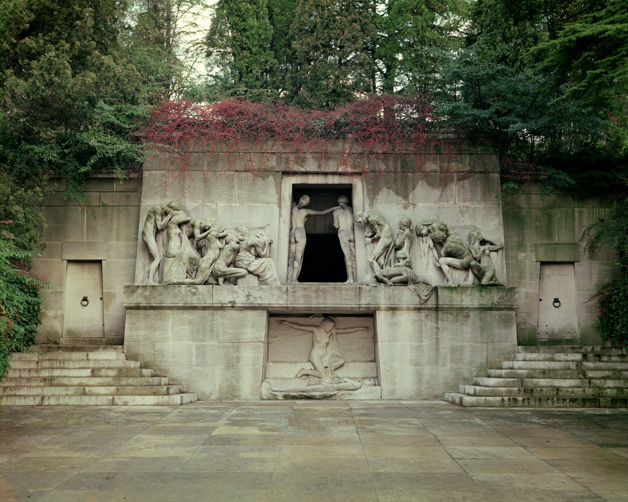 Monument to the Dead by Albert Bartholomé