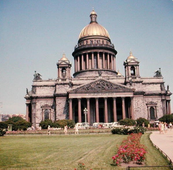 View of the facade, built 1819-58 by August Ricard Montferrand