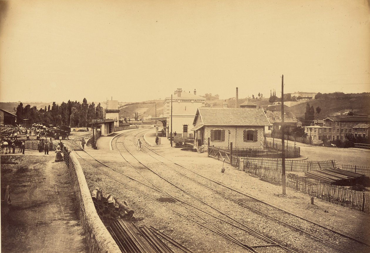 Level Crossing and Station, at L