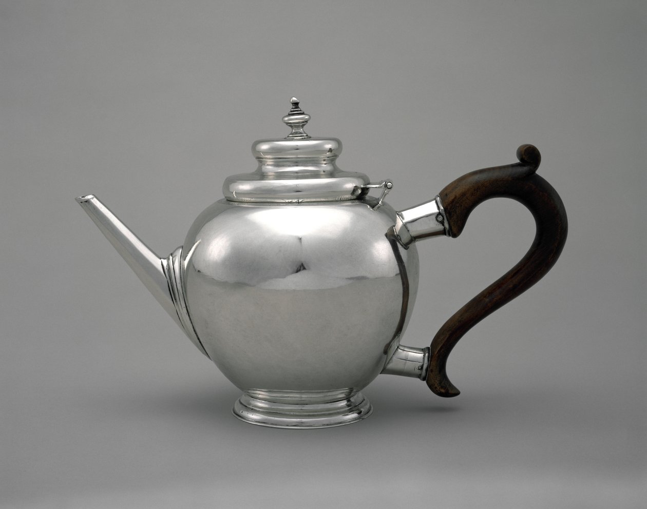 Teapot by Bartholomew Schaats