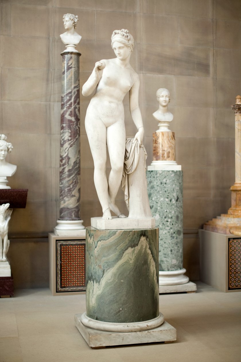 Venus with the golden apple by Bertel Thorvaldsen