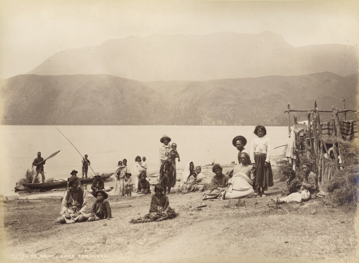 Te Ariki - Lake Tarawera by Burton Brothers Studio