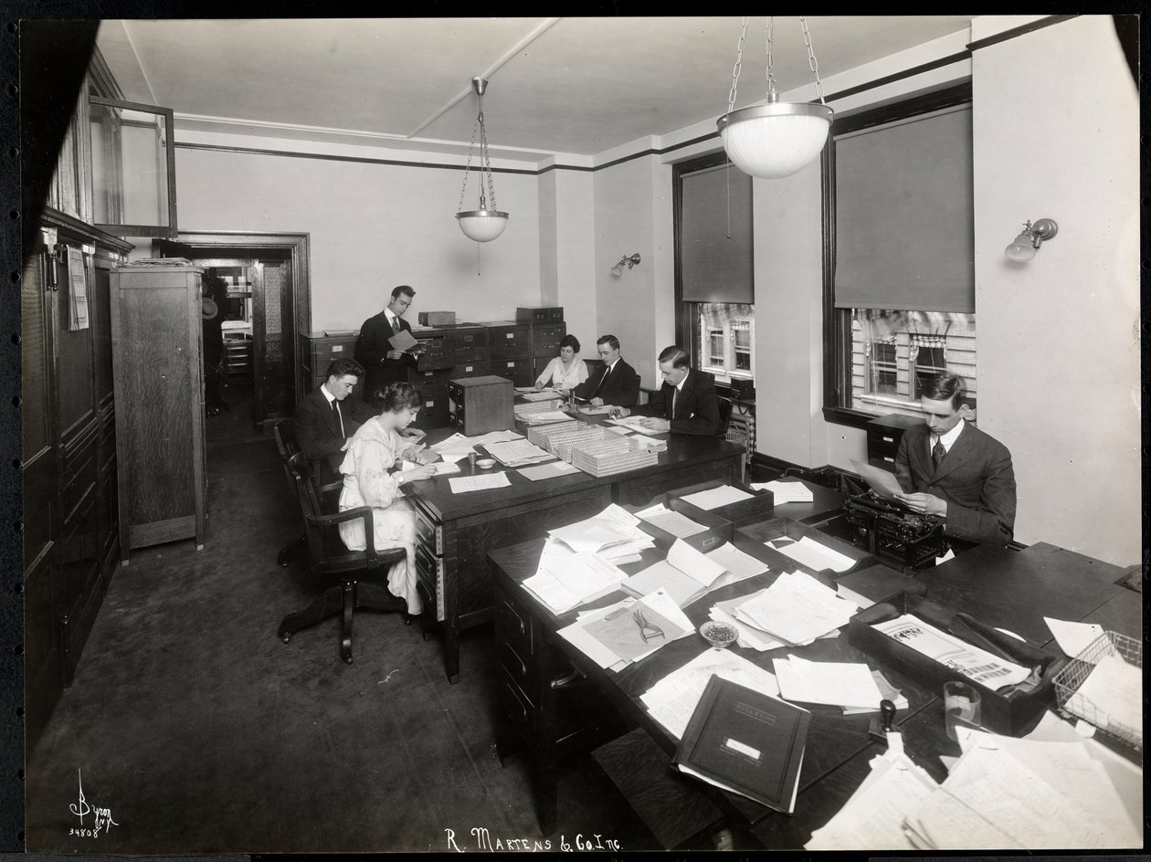 Men and Women Working in the Export and Filing Office of R. Martens and Co. Inc., New York, 1916-17 by Byron Company