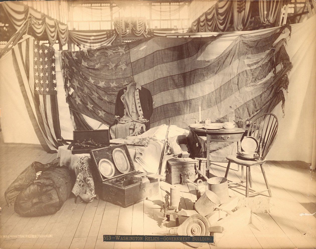 Washington relics - Government Building by Centennial Photographic Co.