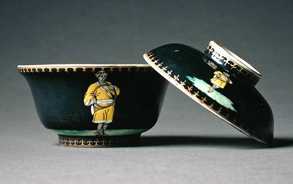 A sugarbowl and cover, Qianlong Period (1736-95) c.1740 by Chinese School