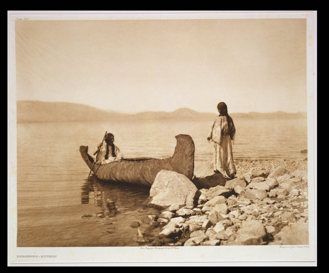 Embarking - Kutenai by Edward Sheriff (after) Curtis