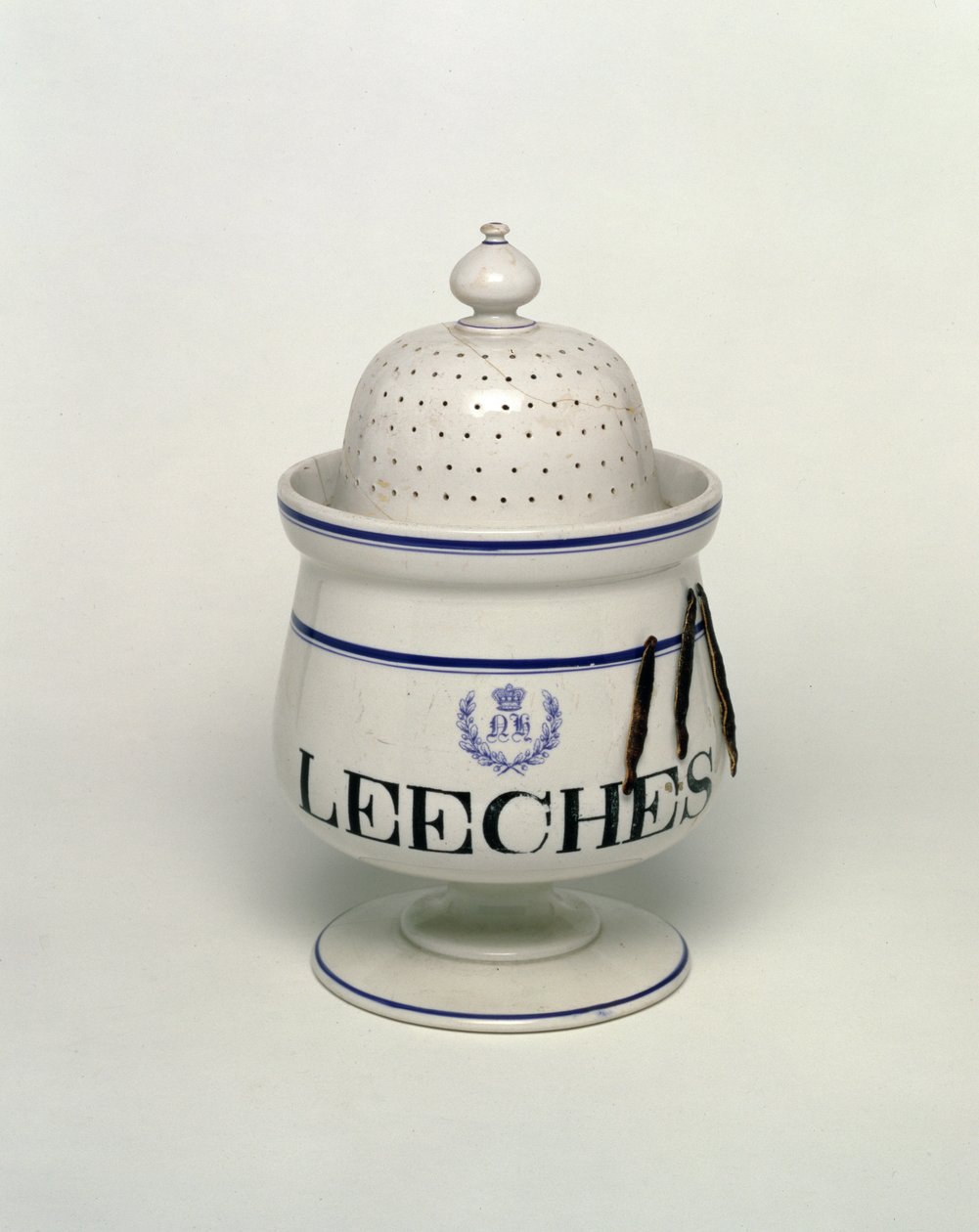 Leech jar by English School