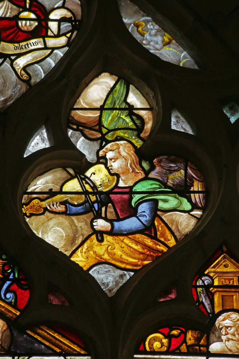Window depicting Angel musician with viol by French School