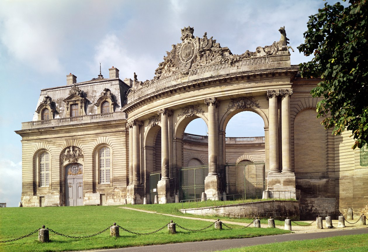 Entrance to the stables by French School
