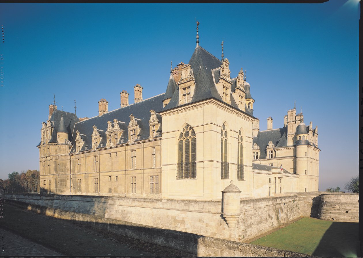 Principal facade and the south facade by French School