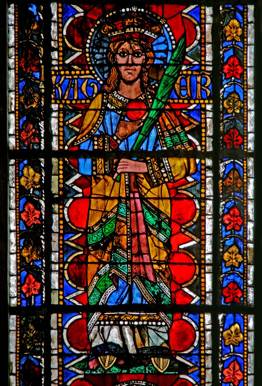 Window w202 depicting St Catherine by French School