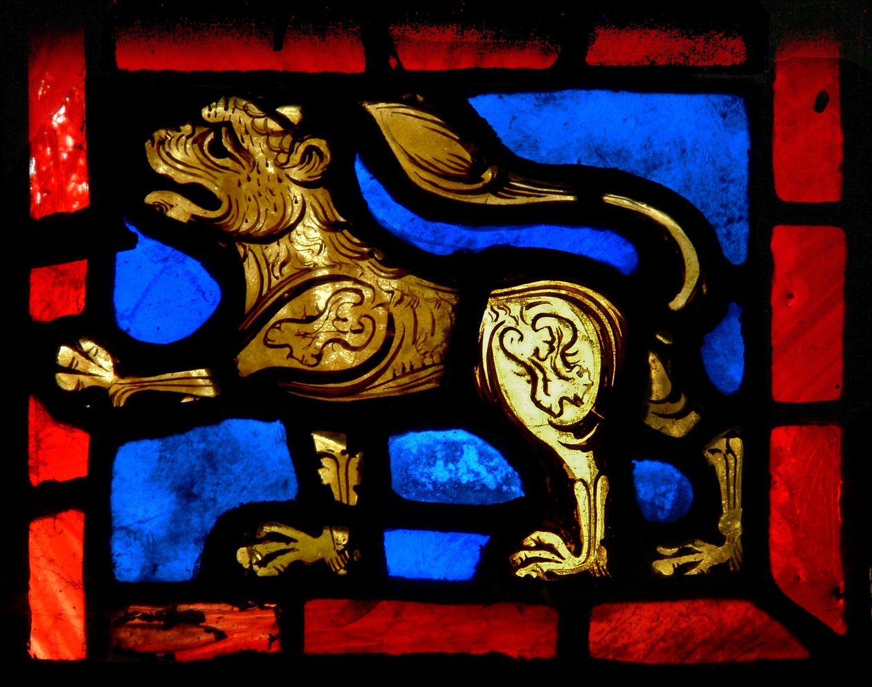 Window depicting a lion by French School