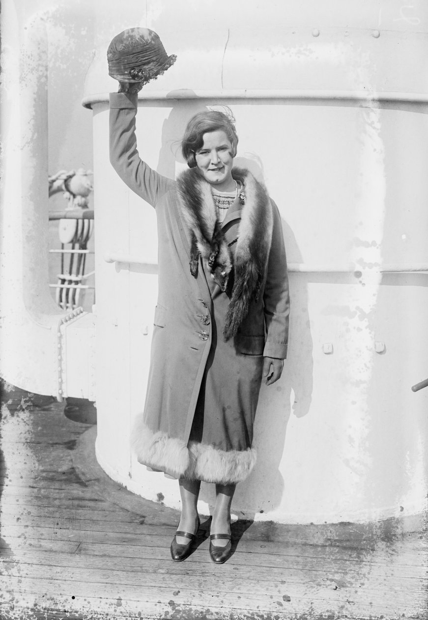 Gertrude Ederle returns home to New York after swimming the Channel by George Grantham Bain