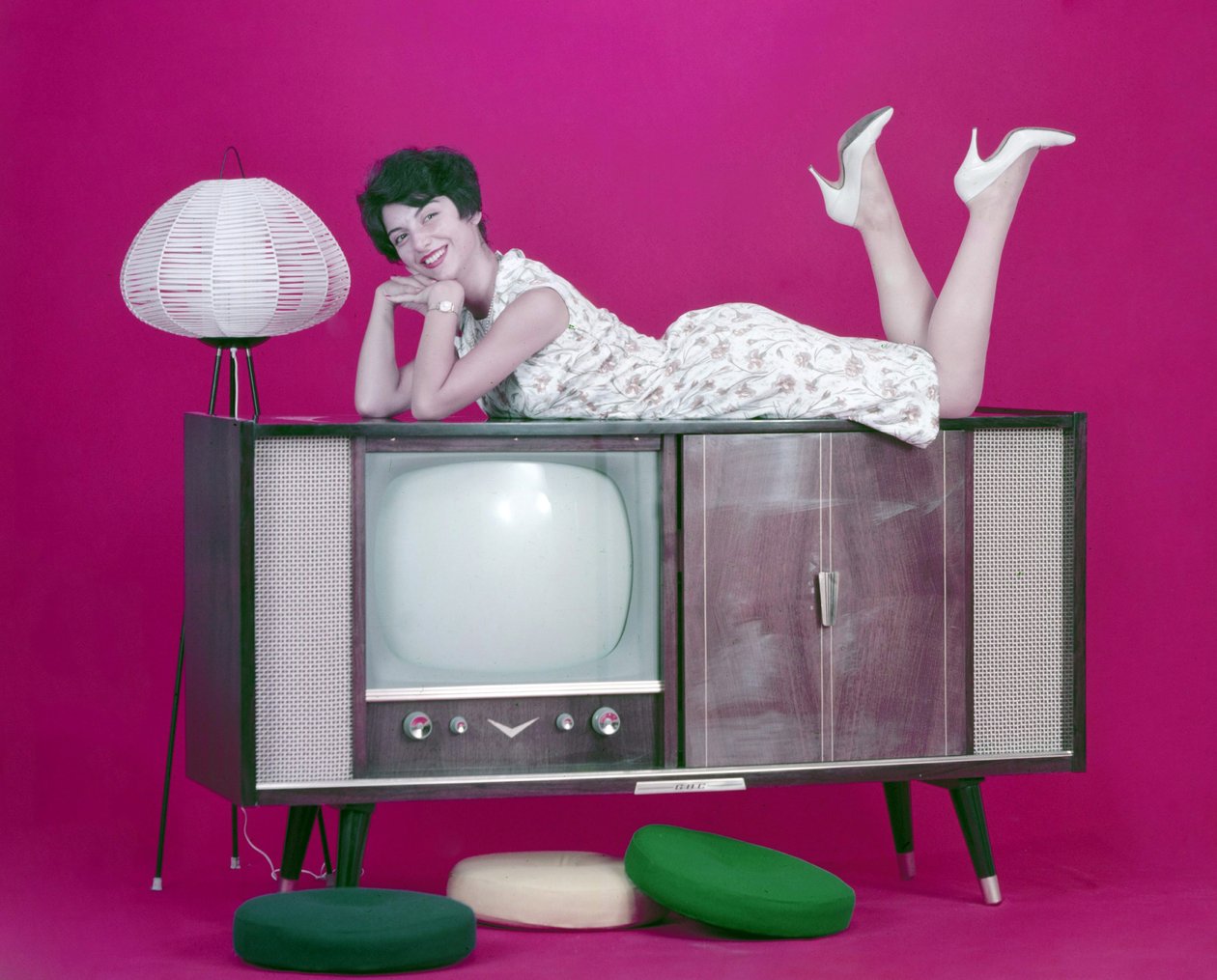 Advertisement for Japanese Furniture by Bartolome Esteban and studio Murillo