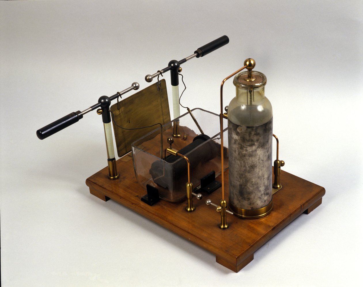 Physics: Hertz machine (Heinrich Hertz German physicist) by German School