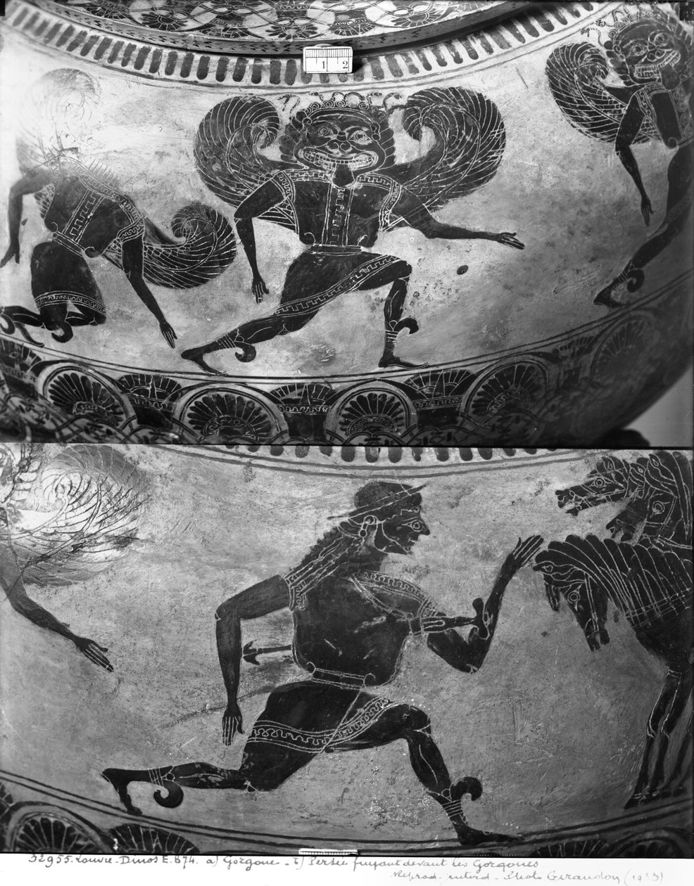 Attic black-figure dinos depicting Perseus fleeing from the Gorgons by Greek