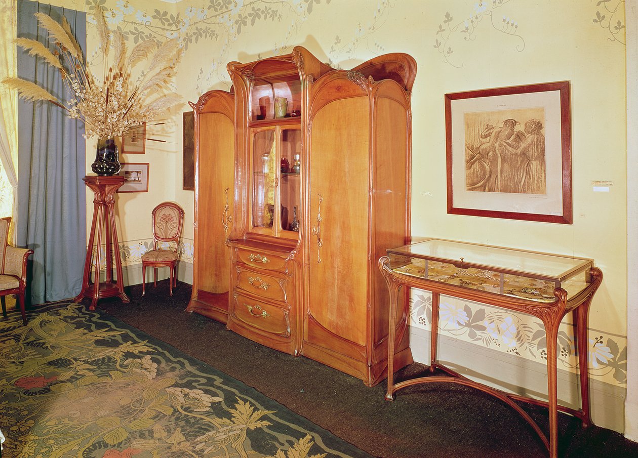 Art Nouveau bedroom by Hector Guimard