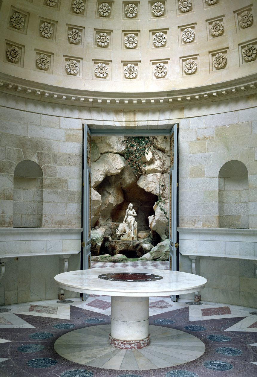 The Rotunda and the Grotto of the Laiterie de la Reine, built in 1785 by Jean Thevenin