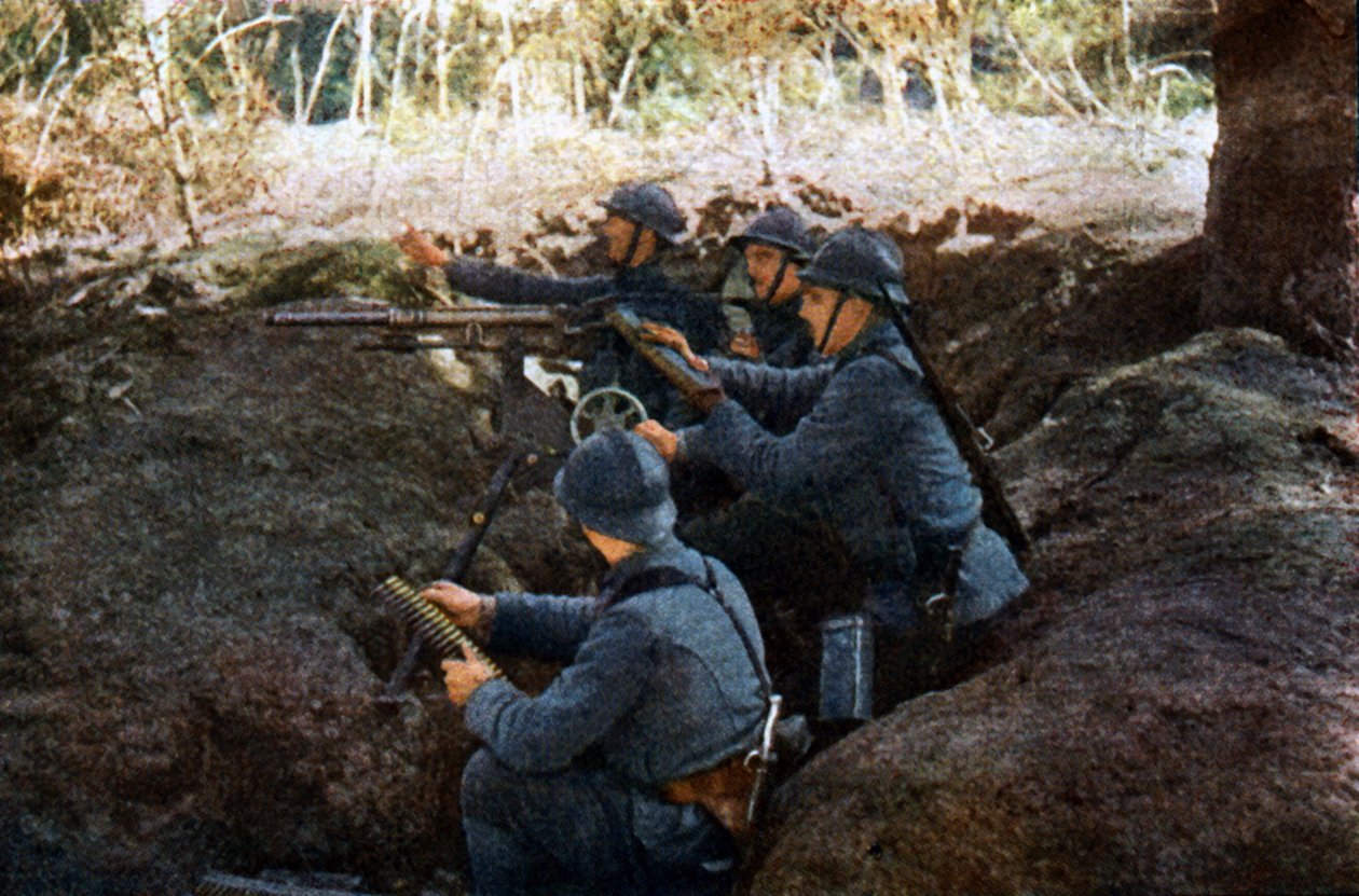 French soldiers with a machine gun near Verdun, September 1916 by Jules Gervais Courtellemont