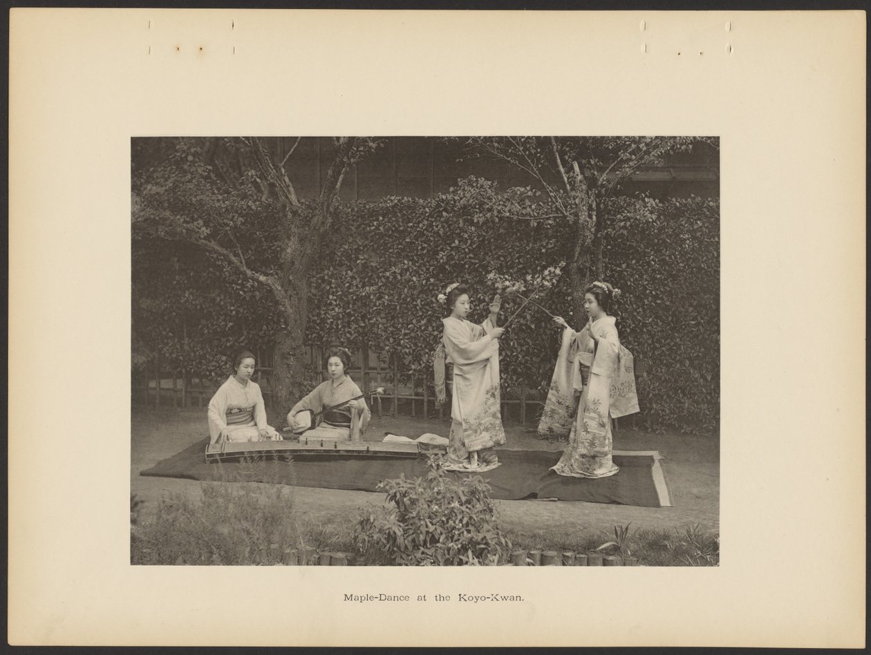 Maple-Dance at the Koyo-Kwan by Kazumasa Ogawa
