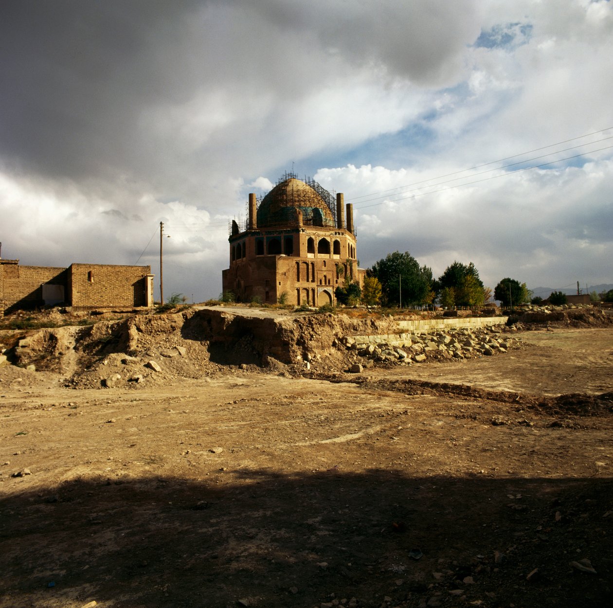 Mausoleum of Oljaytu or Oljaitu by Unbekannt Unbekannt