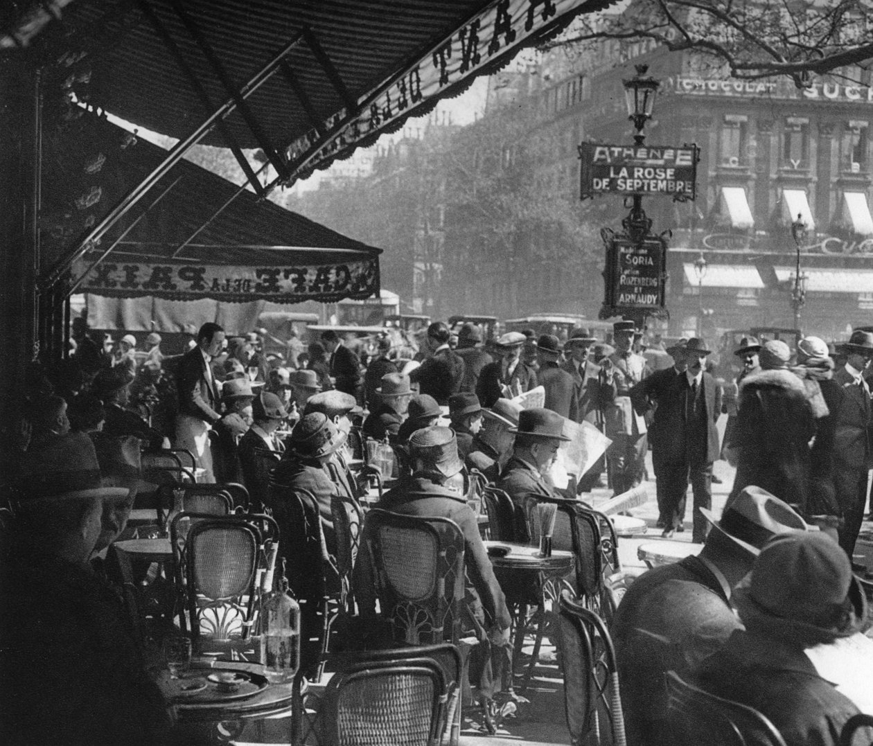 Café de la Paix, Paris by Martin Hurlimann