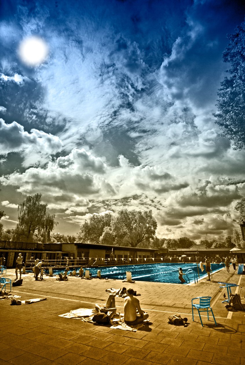 Lido London Fields, 2014 by Martin Mossop
