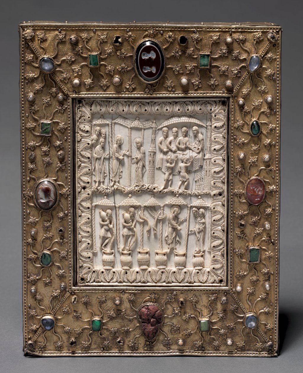Book-Shaped Reliquary, c.1000 by Master of the Registrum Gregorii