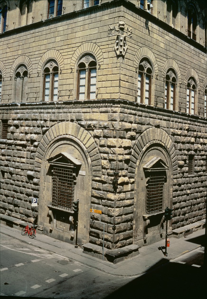 View of the exterior with the Medici coat of arms by Michelozzo di Bartolommeo