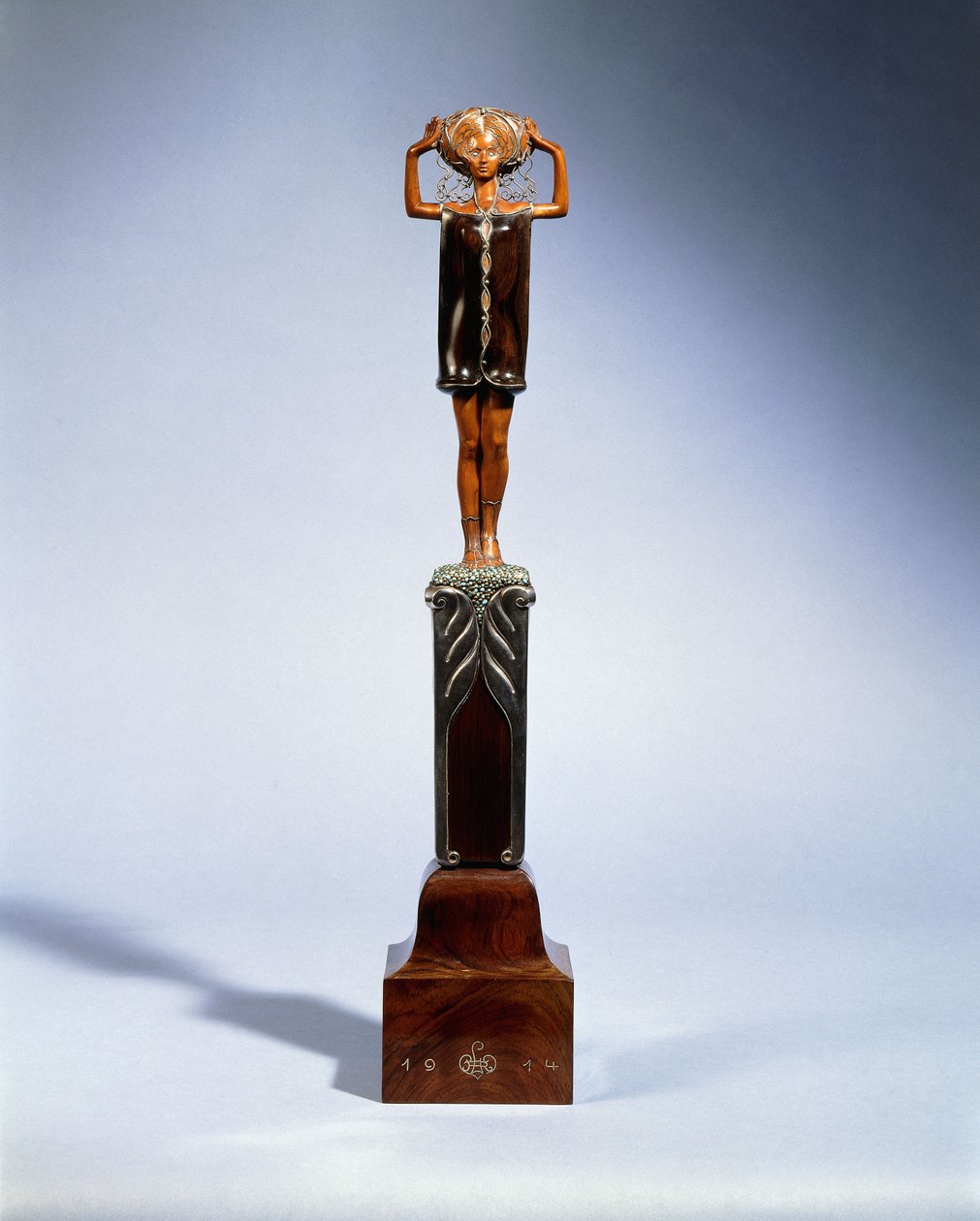 Buchbaumstatuette by Richard Joseph Luksch