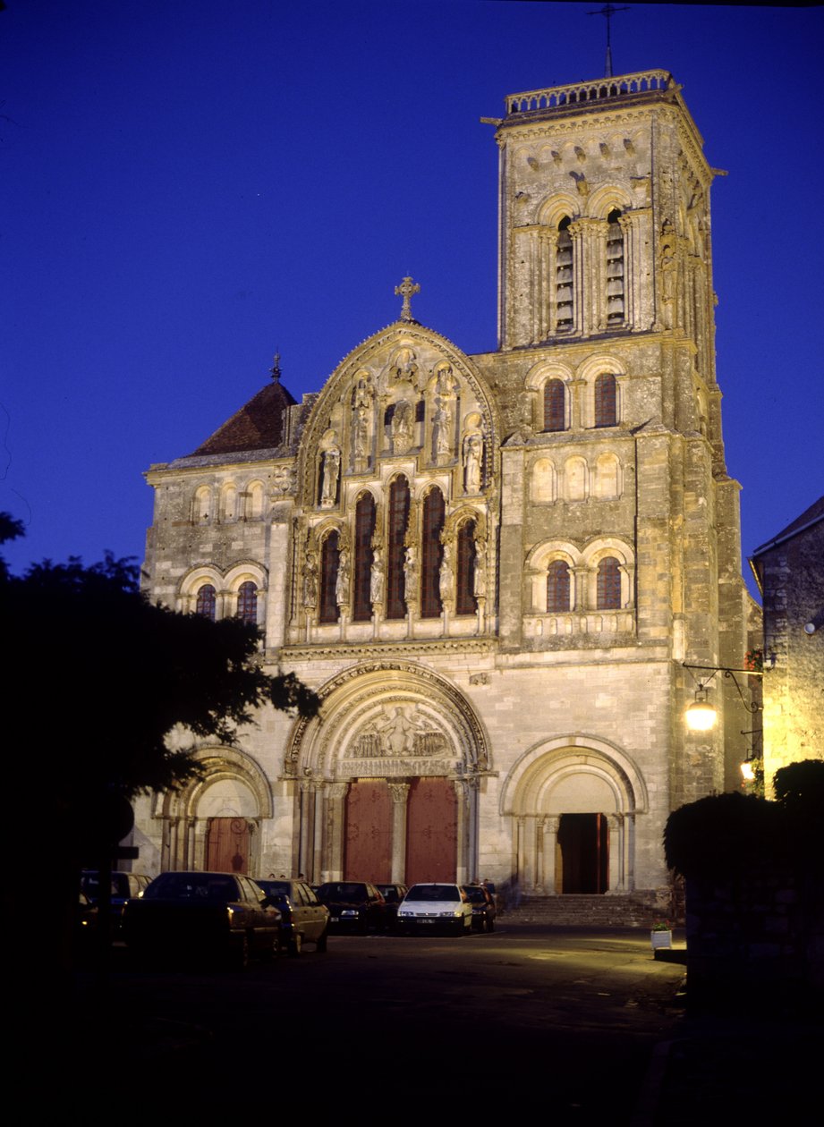 Cathedrale de Vezelay (Yonne 89) by Romanesque