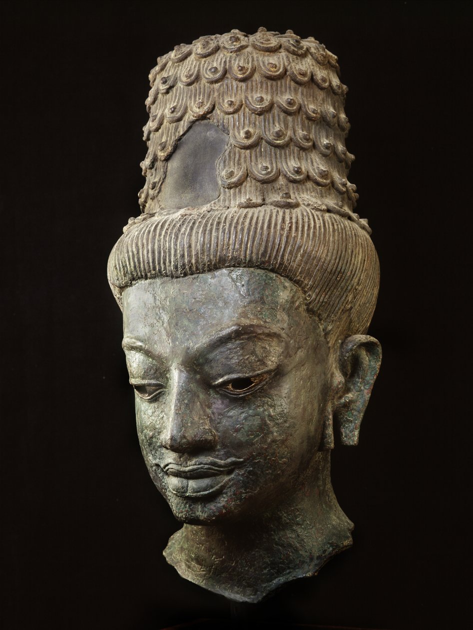 Giant head of a bodhisattva by School Thai