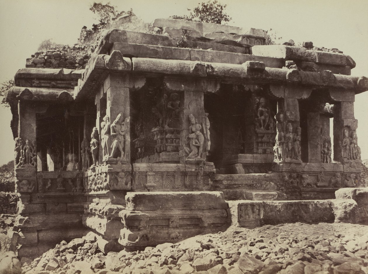 Architecture in Dharwar and Mysore by Thomas Biggs