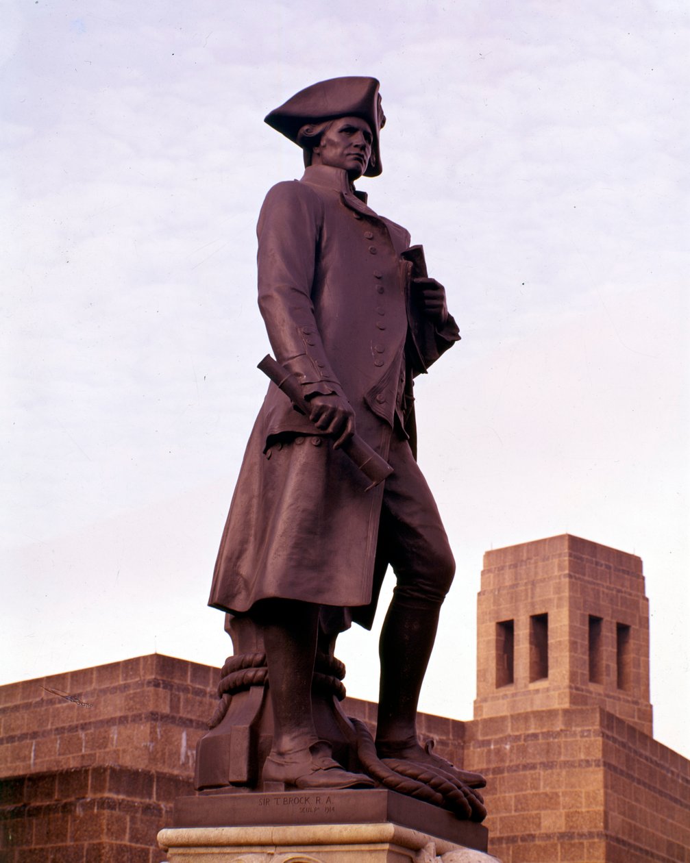 Statue of Captain James Cook by Thomas Brock