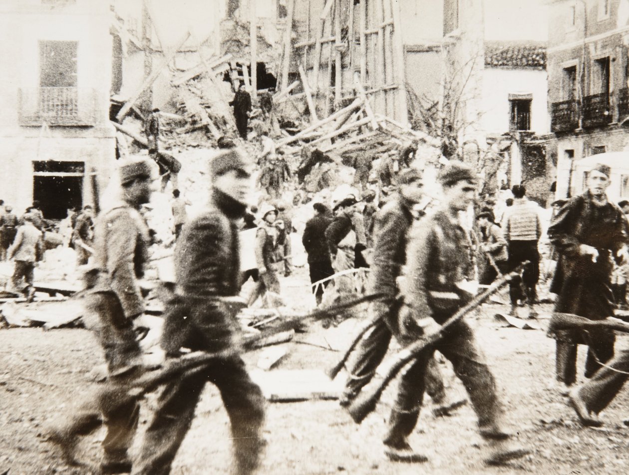 Entrance of the Republican Troops in Teruel by Unbekannt Unbekannt