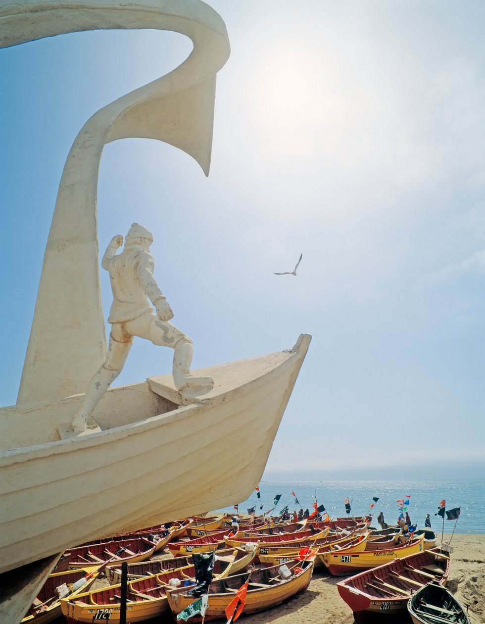 Monument to fishermen by Unbekannt Unbekannt