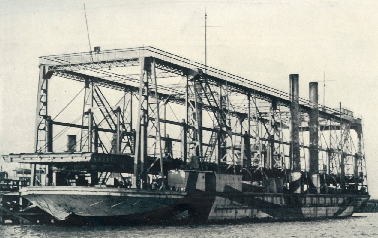 A Floating Railway, 1922 by Unbekannt