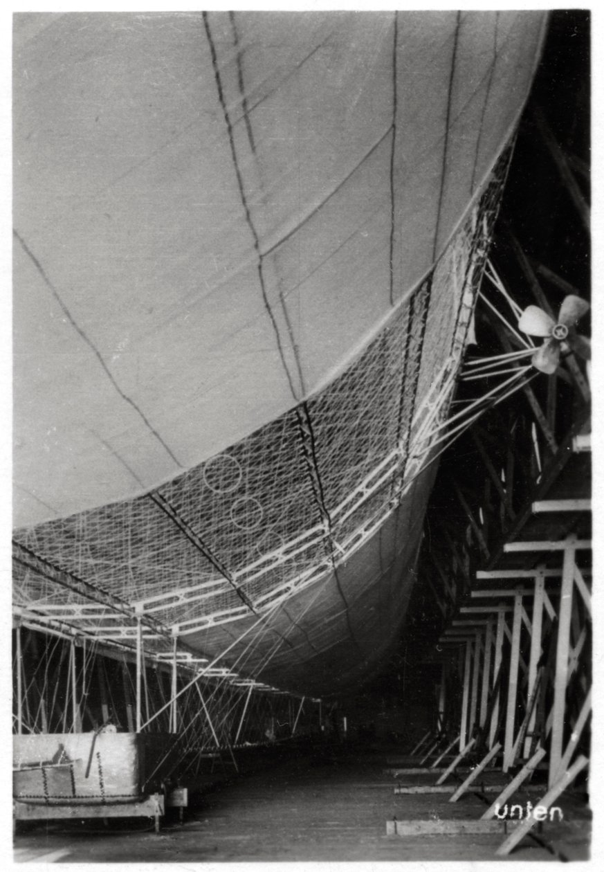 Airship LZ1 Graf Zeppelin under construction by Unbekannt