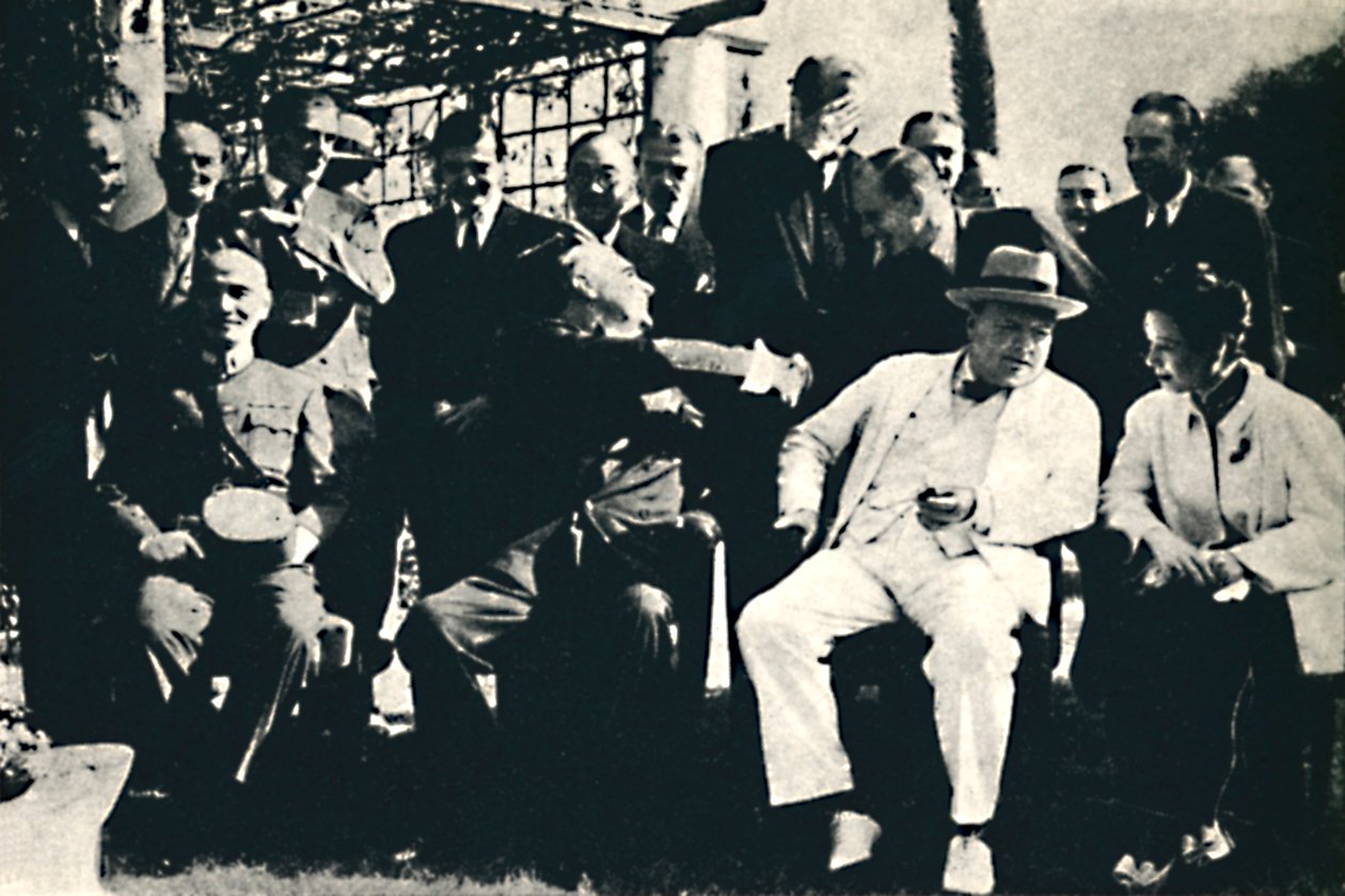 Allied Leaders Confer in Cairo, November 1943 by Unbekannt
