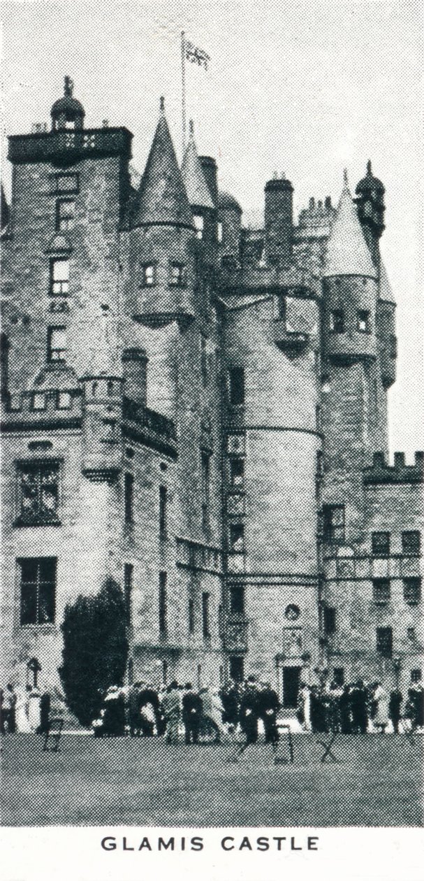 Glamis Castle by Unbekannt