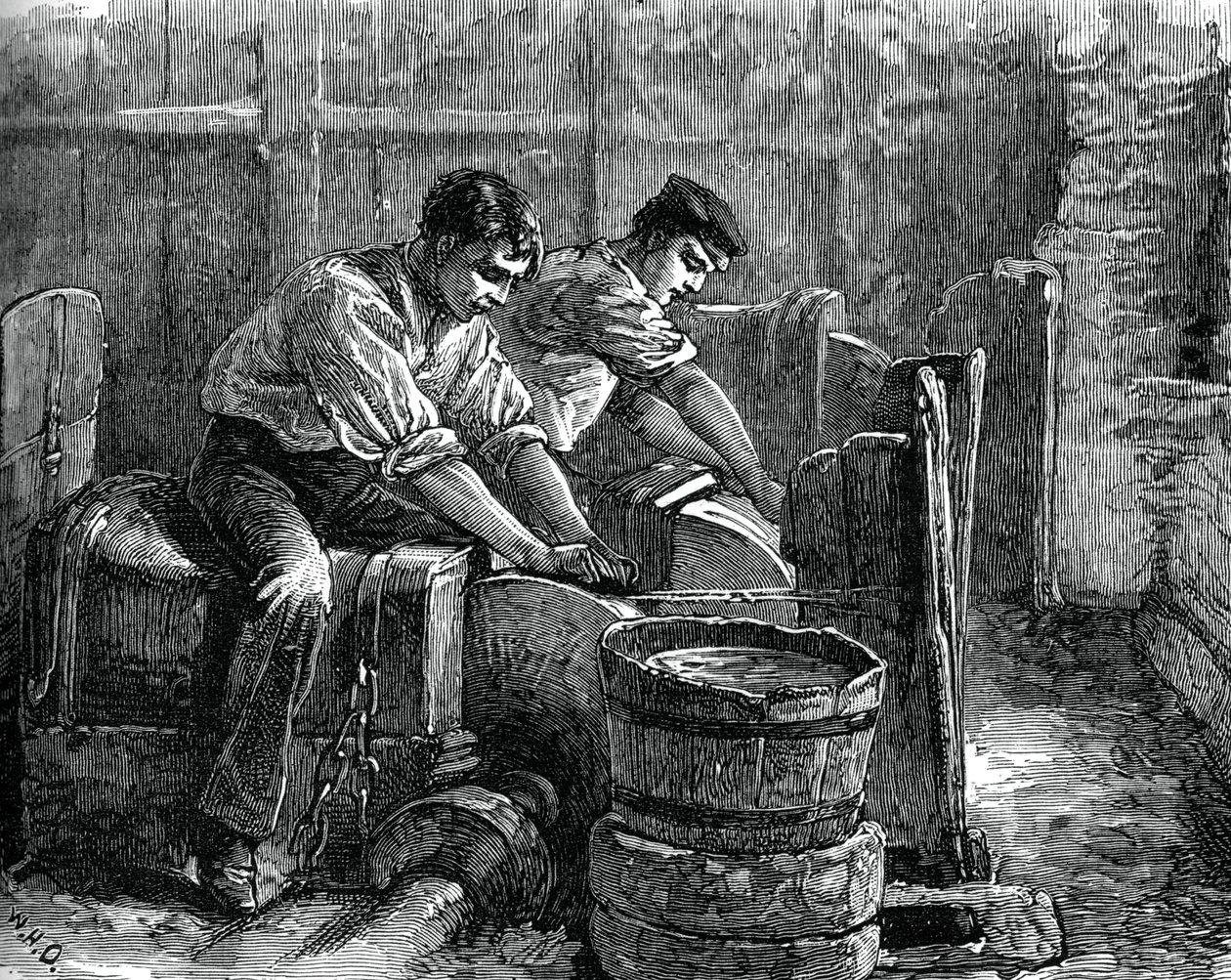 Grinders at work on a wheel, c1880 by Unbekannt