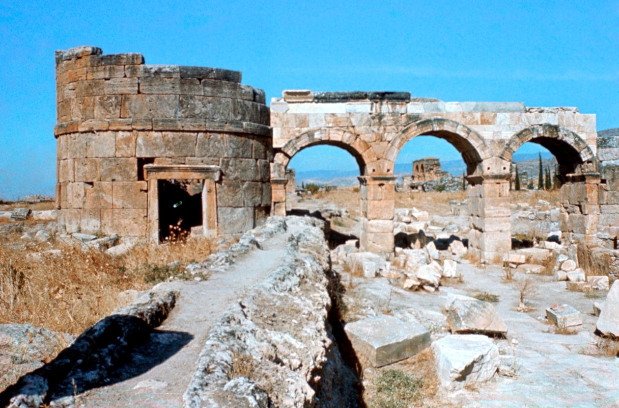Hierapolis, Pamukkale, Turkey by Unbekannt