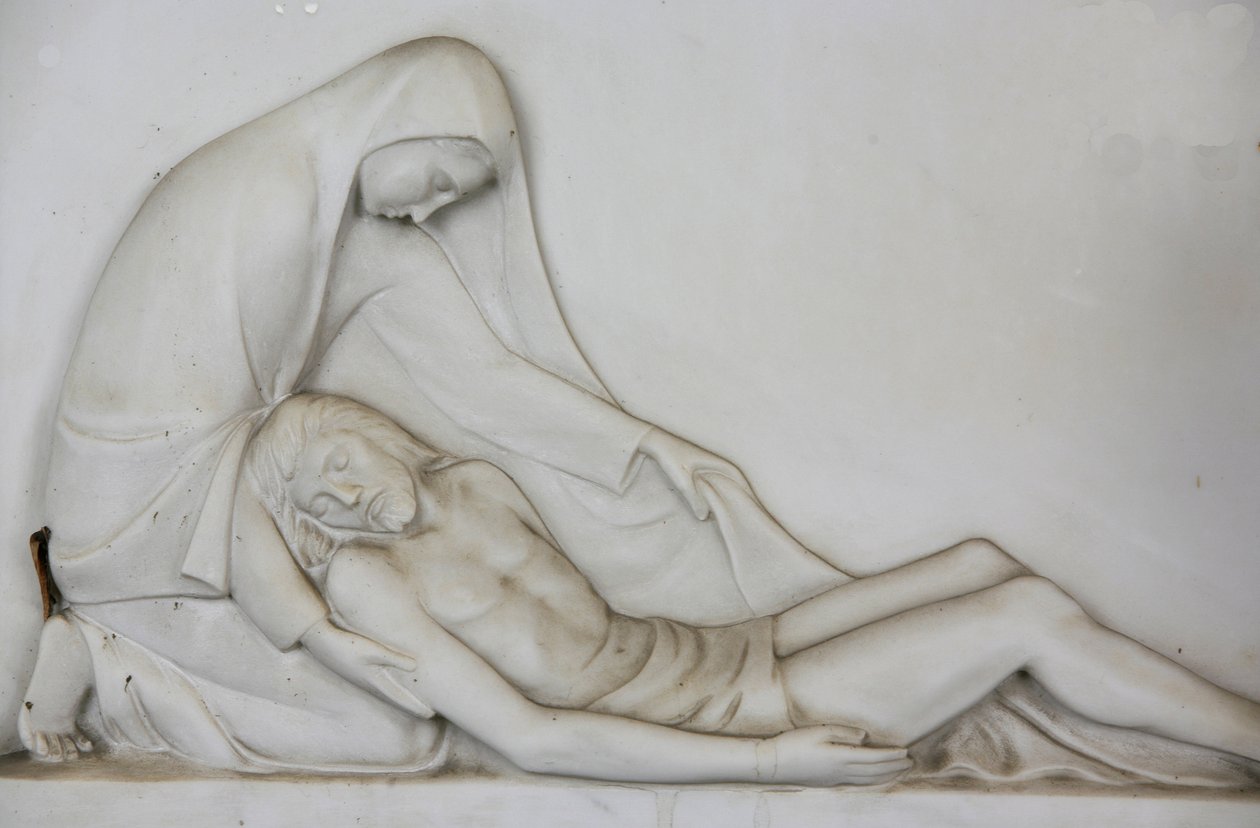 Milano Monumental Cemetery: Pieta by Unbekannt