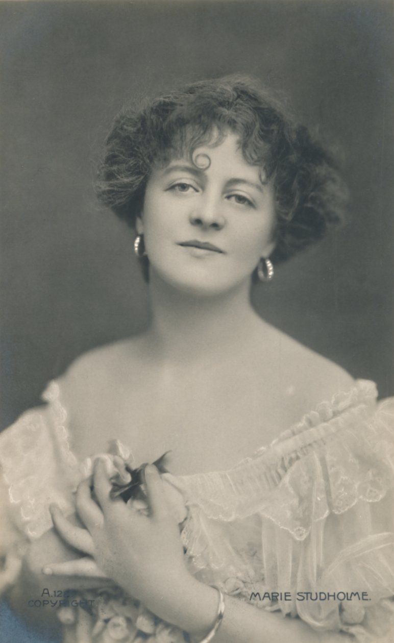 Miss Marie Studholme, 1872-1930 by Unbekannt