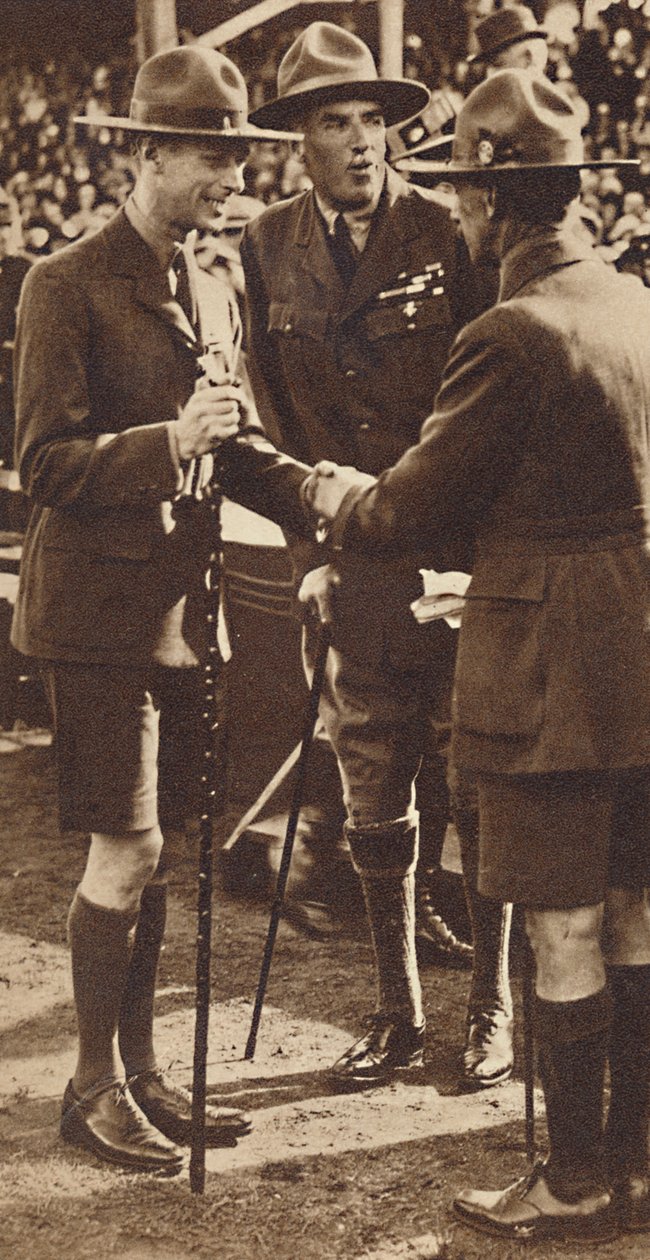 Scouts Handshake - Rally at Adelaide, 1927-1937 by Unbekannt