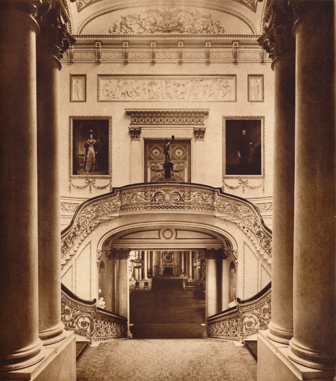 The Grand Staircase in Buckingham Palace by Unbekannt