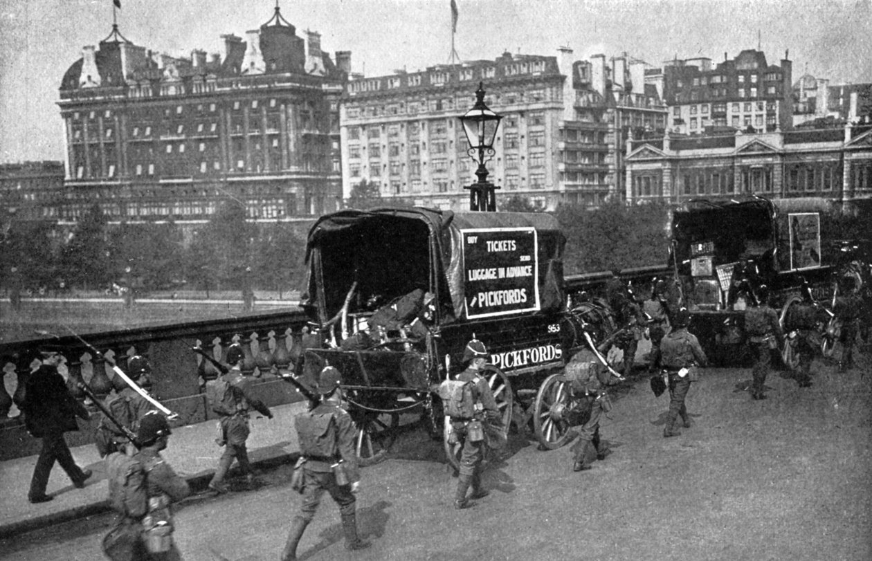 The Railway Strike of 1911, London by Unbekannt