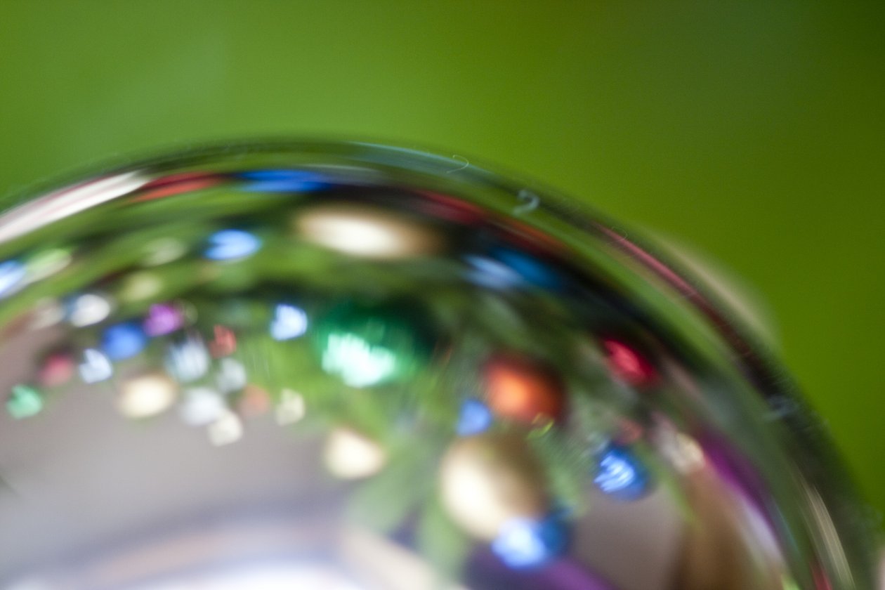 Bauble by Unbekannter Künstler
