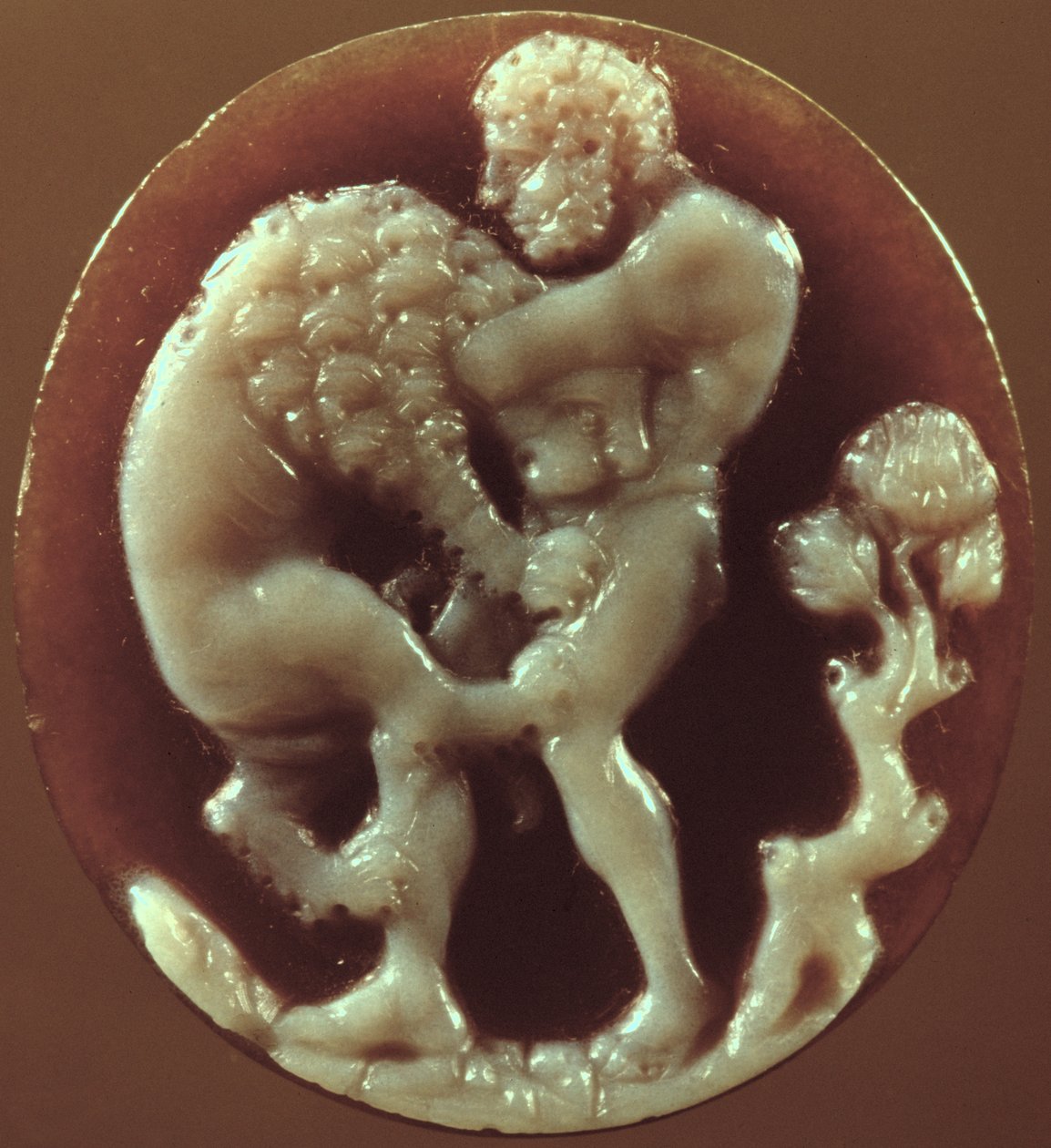 Cameo of Hercules and the Nemean Lion by Unbekannt